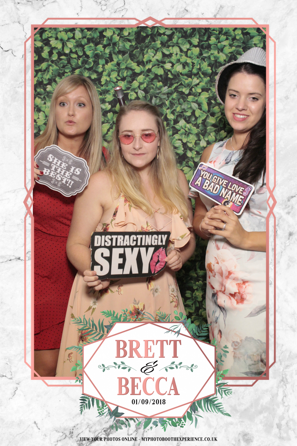 Brett & Becca's Wedding | View more photos from the event at gallery.myphotoboothexperience.co.uk/u/MyPhotoBoothExperienceLtd/Brett-Beccas-Wedding